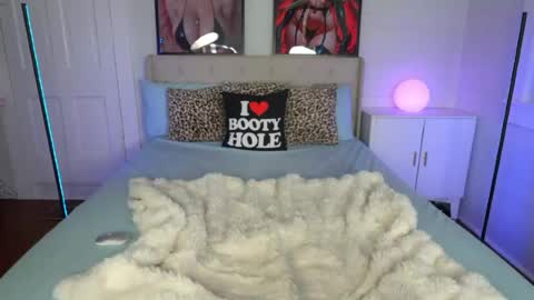 emmagray01 online show from July 16, 2:01 pm