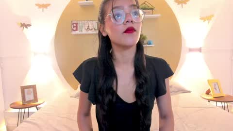 Emma online show from January 15, 12:15 pm