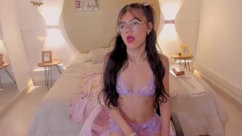 Emma online show from February 5, 12:06 pm