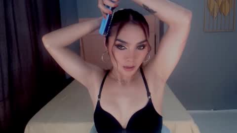 Snapshot of emmahardcockts chatting on January 9, 2:25 am Emma online show from January 9, 2:25 am