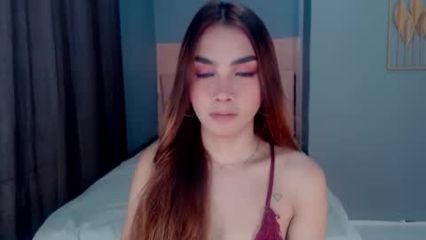 Snapshot of emmahardcockts chatting on January 10, 2:24 am Emma online show from January 10, 2:24 am