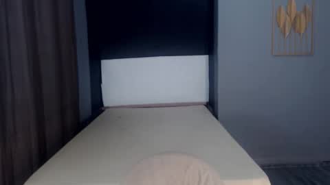 Snapshot of emmahardcockts chatting on February 20, 2:41 am Emma online show from February 20, 2:41 am