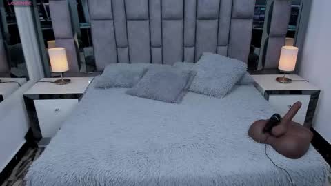 EMMA HILL online show from January 15, 4:11 pm