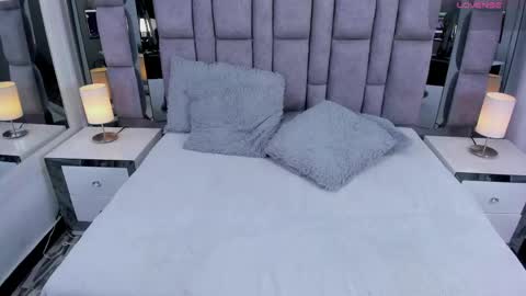Snapshot of emmahill1 chatting on May 1, 11:15 am EMMA HILL online show from May 1, 11:15 am