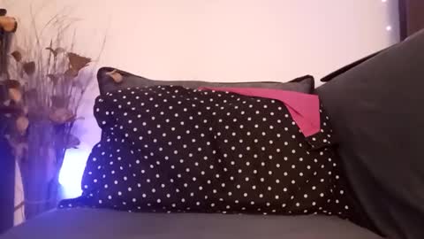 emmakros online show from October 20, 3:56 pm