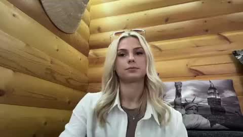 Emma online show from June 11, 11:41 am