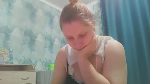 emmamelody online show from October 14, 5:36 pm
