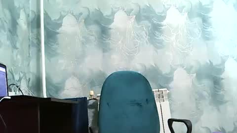 emmamelody online show from March 9, 9:35 am