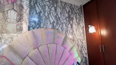    online show from February 23, 11:18 am