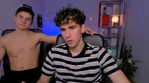 Snapshot of emmanuel_shine chatting on March 1, 10:17 am Emmi online show from March 1, 10:17 am