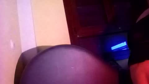 Snapshot of emmanuelatraga chatting on November 25, 12:43 am emmanuelatraga online show from November 25, 12:43 am