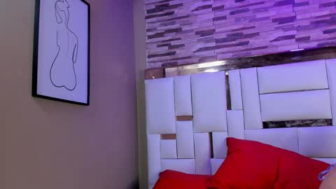 Emmapetty online show from April 29, 9:54 pm