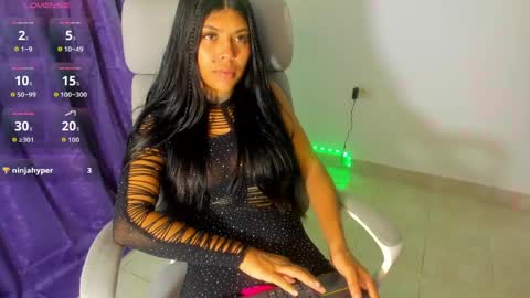 emmasum online show from May 5, 7:27 am