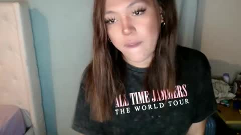 YourDreamGirl Emma  online show from November 8, 3:50 am