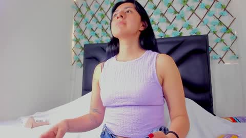  Emma  online show from April 5, 4:59 pm