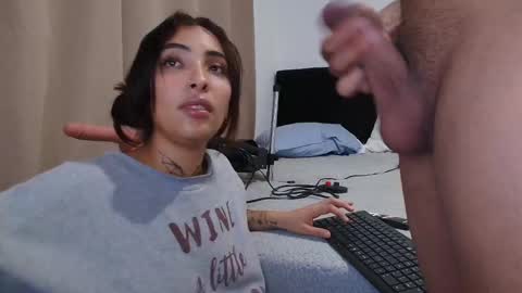 emmi_11 online show from February 24, 12:52 am