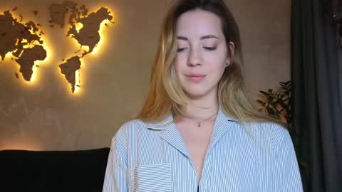 Miss Emmi online show from March 15, 4:46 pm