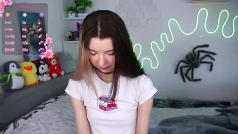 emmie_everly online show from March 20, 11:48 am