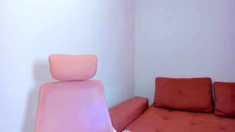 Emmi online show from March 20, 1:32 am