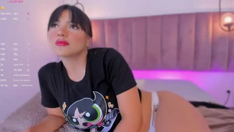 Emmiily online show from April 8, 8:20 pm