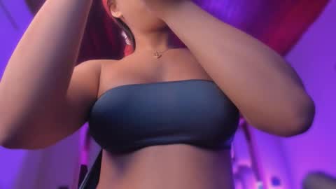    online show from March 29, 11:54 am