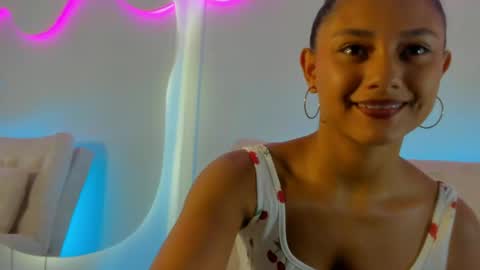 EMMILY online show from May 15, 1:51 pm