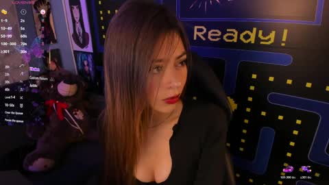 Emiily online show from April 8, 12:10 am