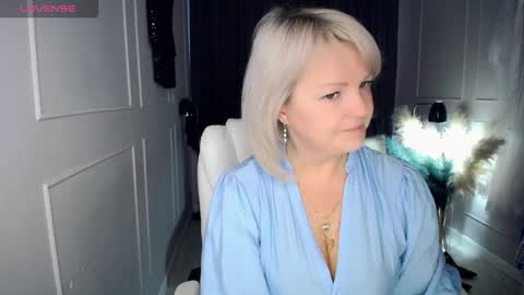 emmmam online show from February 4, 10:21 am