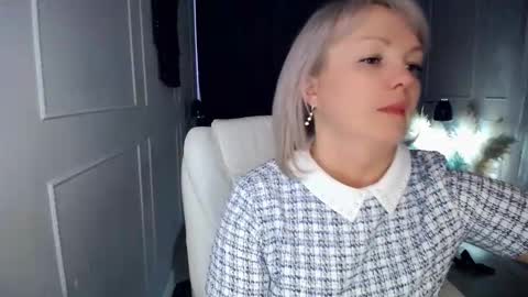 emmmam online show from March 4, 9:59 am