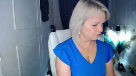 emmmam online show from April 11, 5:12 am