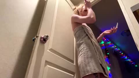 emmwarr1514 online show from March 3, 1:31 pm