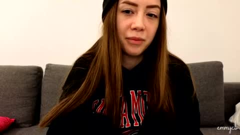 Em online show from March 24, 6:13 pm