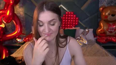 E M M Y online show from February 20, 7:32 am