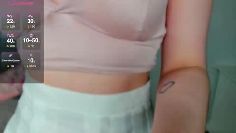 Snapshot of emmyflower chatting on December 19, 5:20 pm emmyflower online show from December 19, 5:20 pm