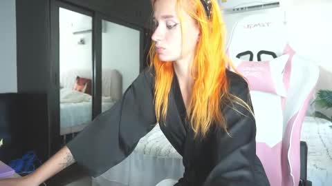 Emmylie online show from April 13, 8:09 am