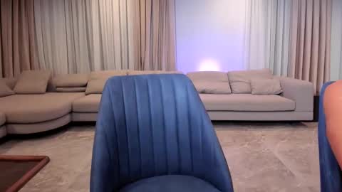 Snapshot of emmykrist chatting on September 14, 10:47 am Emmy Krist online show from September 14, 10:47 am