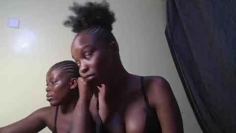 empress_emma online show from March 29, 9:31 am