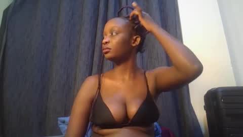 empress_emma online show from April 13, 8:53 am