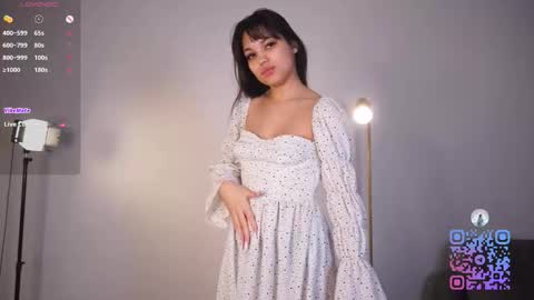 Snapshot of empty_drive chatting on February 27, 6:46 am Susie online show from February 27, 6:46 am