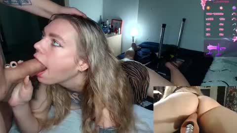 Snapshot of emptyhunters chatting on November 17, 5:02 am emptyhunters online show from November 17, 5:02 am