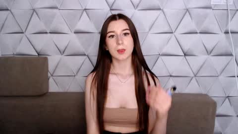 emyharrington online show from April 30, 12:11 pm