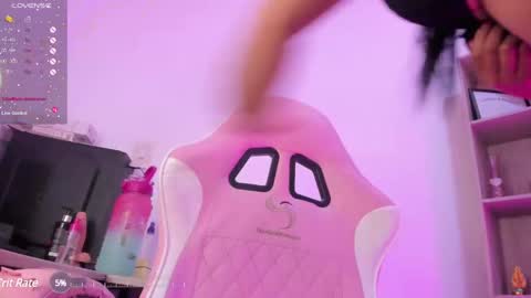 Snapshot of emysweett11 chatting on February 20, 4:36 pm emy online show from February 20, 4:36 pm