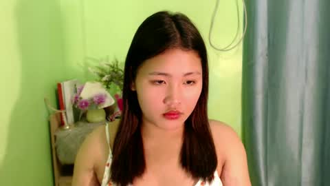 Snapshot of endlessllove_eva chatting on February 21, 2:17 am Eva online show from February 21, 2:17 am