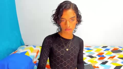 Snapshot of engel20042001 chatting on December 22, 3:55 am engel20042001 online show from December 22, 3:55 am