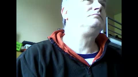 englishguysurrey online show from April 13, 9:59 am