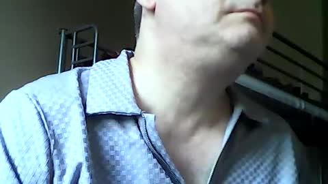 Snapshot of englishguysurrey chatting on July 29, 5:05 am englishguysurrey online show from July 29, 5:05 am