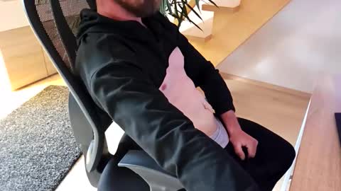 Pete online show from October 14, 11:33 am