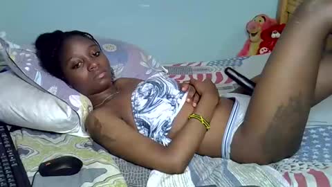 Snapshot of enkarxx chatting on December 31, 2:25 pm enkarxx online show from December 31, 2:25 pm