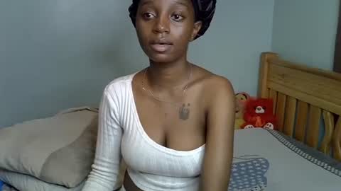 Snapshot of enkarxx chatting on March 11, 7:48 am enkarxx online show from March 11, 7:48 am