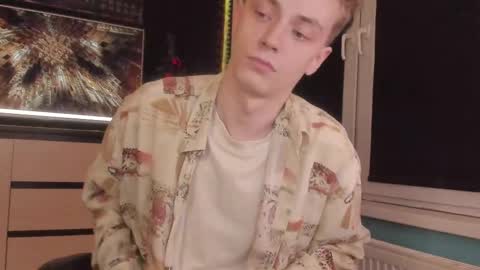 Enker online show from January 18, 7:39 pm